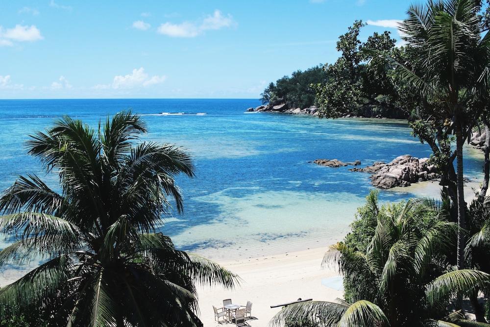 Crown Beach Hotel Seychelles Pointe Au Sel Eksteriør bilde